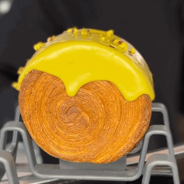 Învață să faci celebrul croissant în stil New York Rolls. - imagine 3